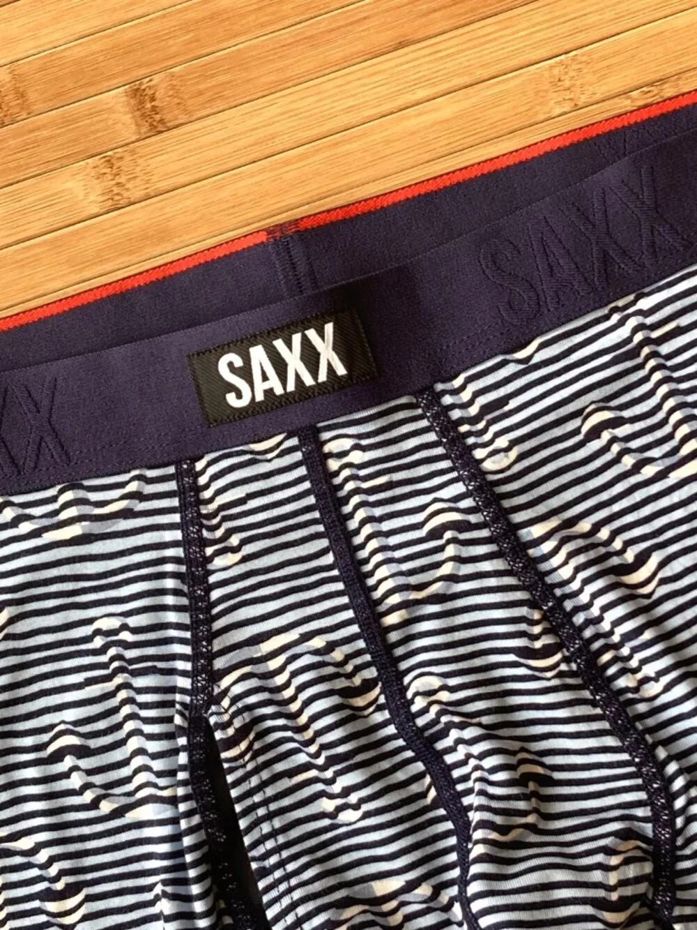 SAXX Vibe Xtra Soft Comfort Boxer Brief Mens Large L Anchor Stripe Blue NWT